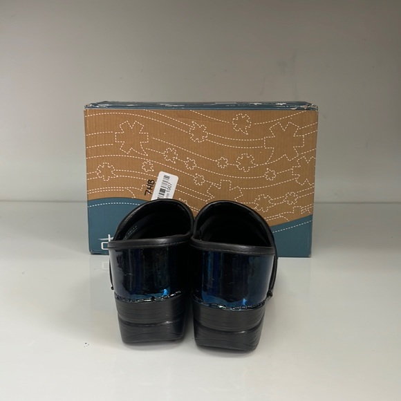 Dansko Professional Clog Women’s - Picture 4 of 5